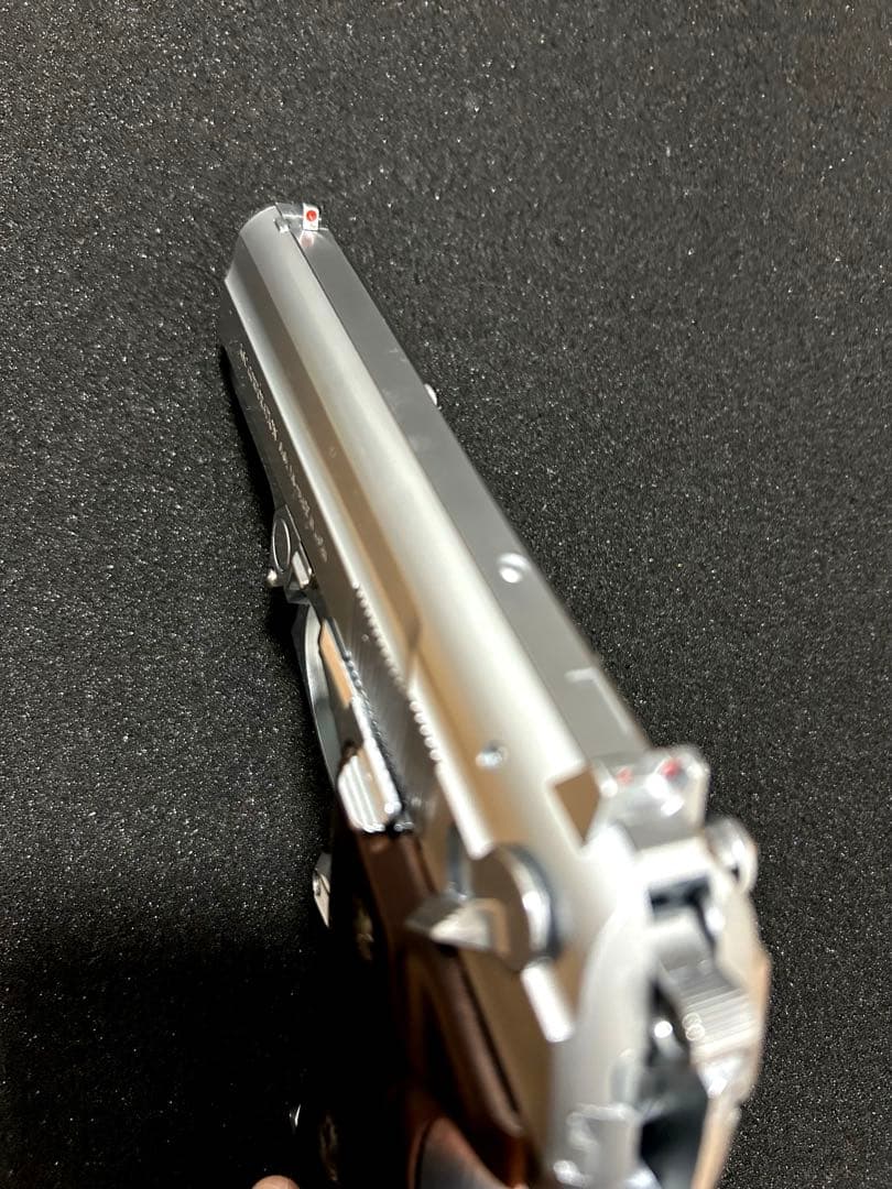 KSC M8000 クーガーF INOX ステンレスシルバー　木製グリップ付き