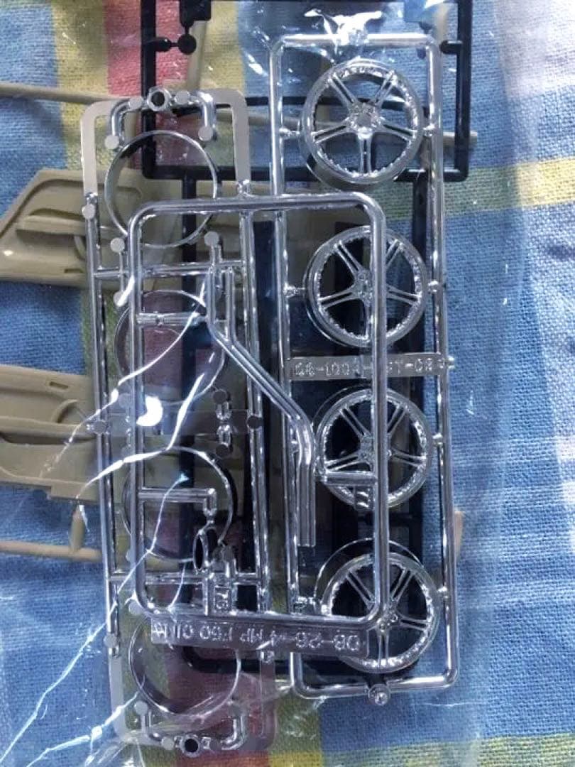 絶版 アオシマ 1/24 モードパルファム F50 シーマ 2001年型