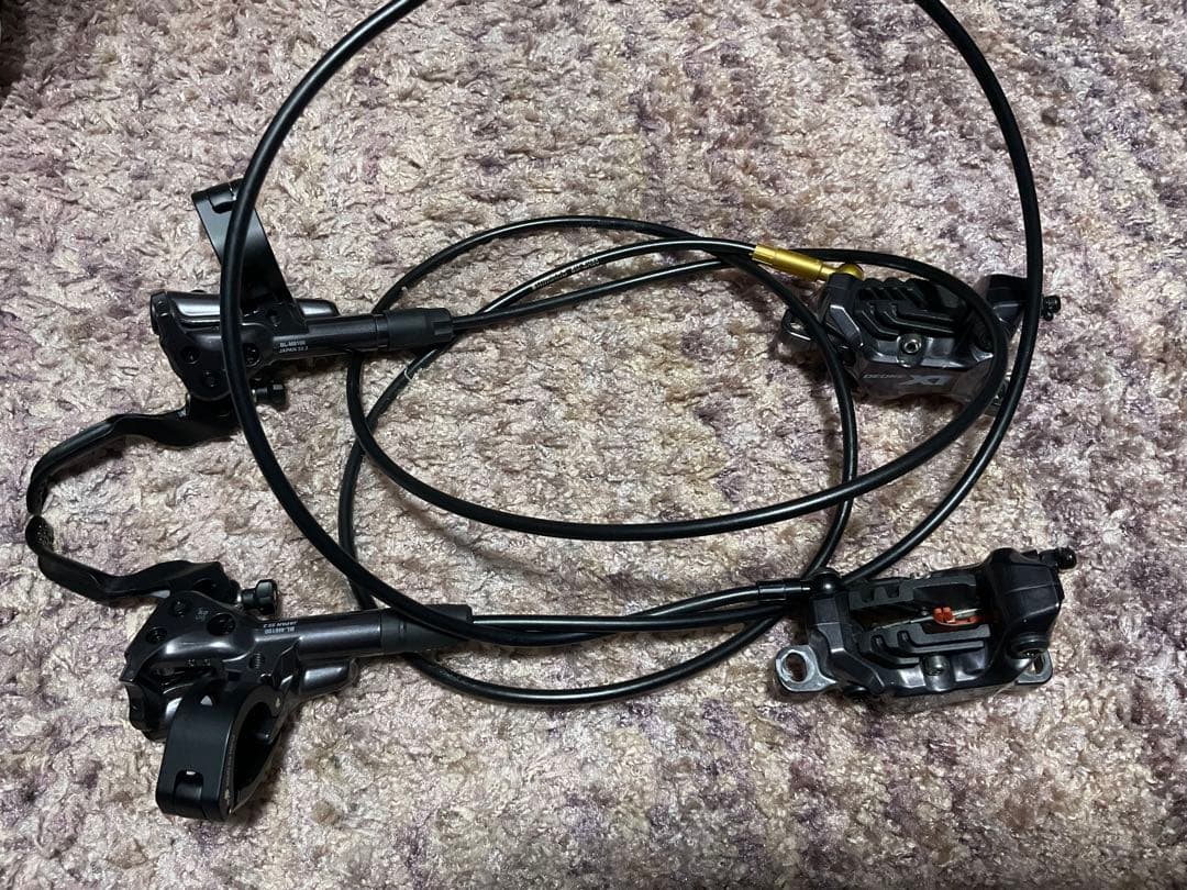 BL-M8100 BR-M8120 左右セット　XT 4ポッド　完成車はずし品