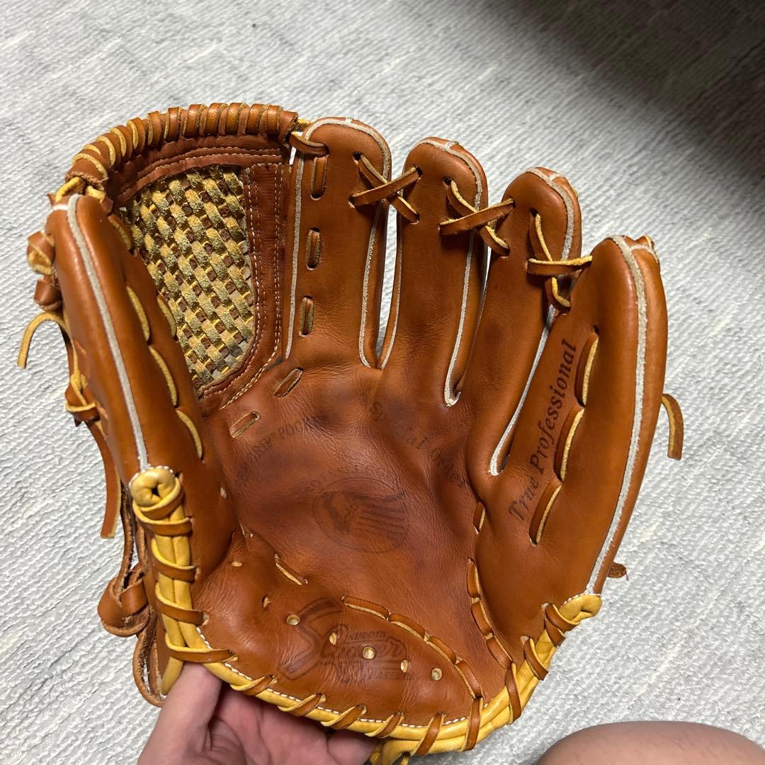 スラッガー軟式オーダーグラブ