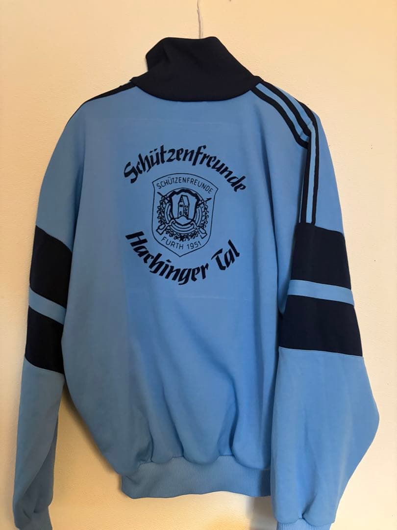 adidas トラックジャケット ジャージ 万国旗 あのちゃん