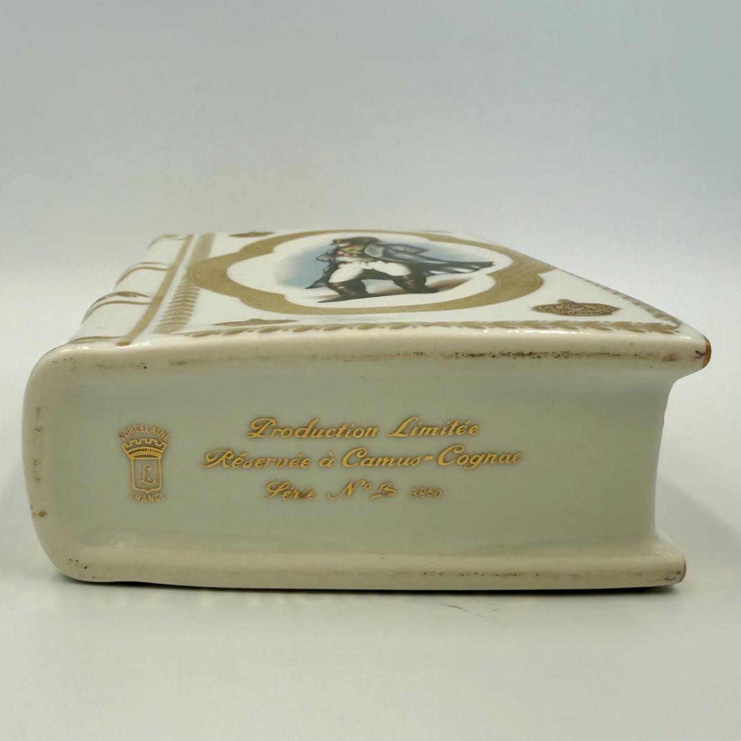 CAMUS ナポレオン 本型 リモージュ製　シリアル入
