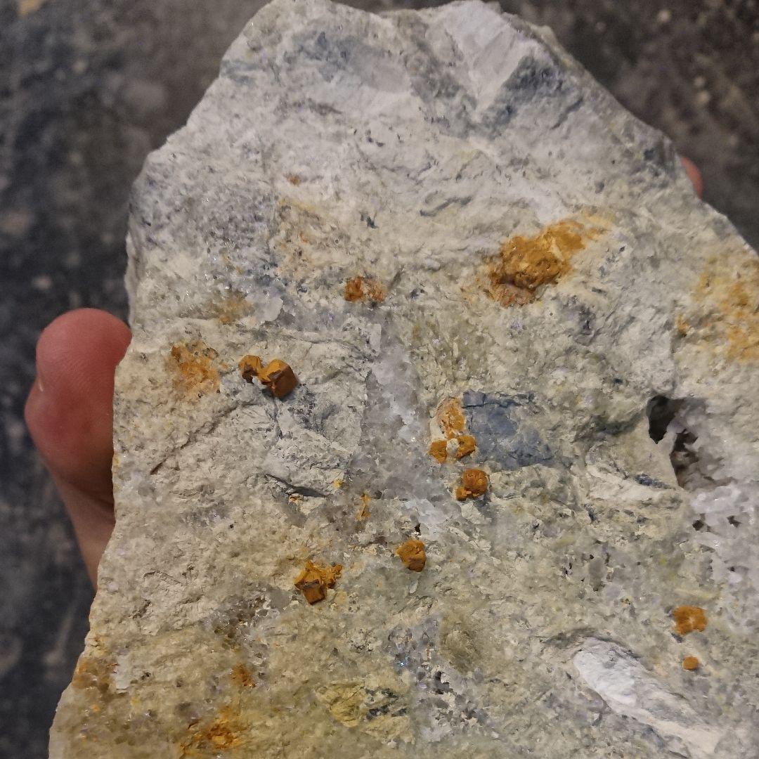 【天然】国産水晶クラスター L-86