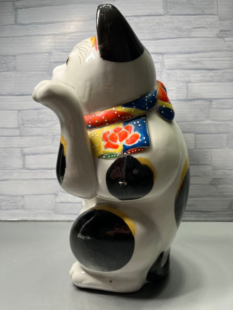 時代　瀬戸　大きな招き猫　高さ29cm