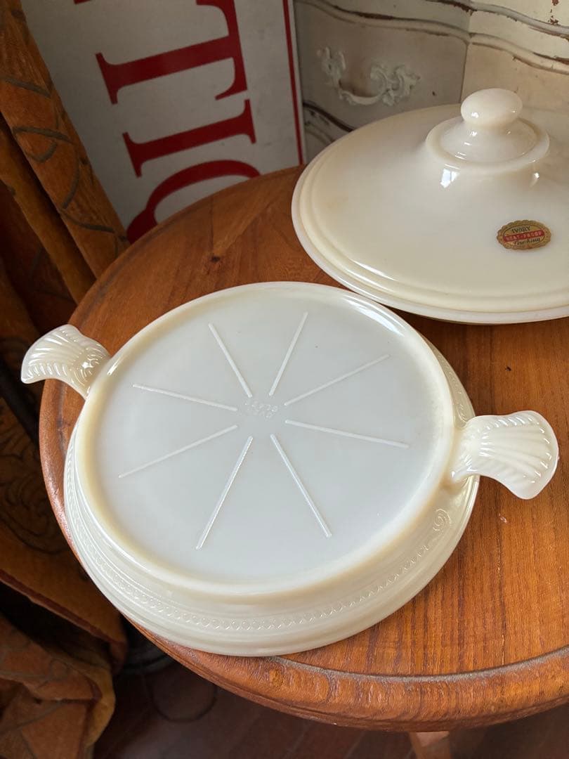 ファイヤーキング　パイ　プレート　キャセロール　アイボリー　テーブルサーバー美品
