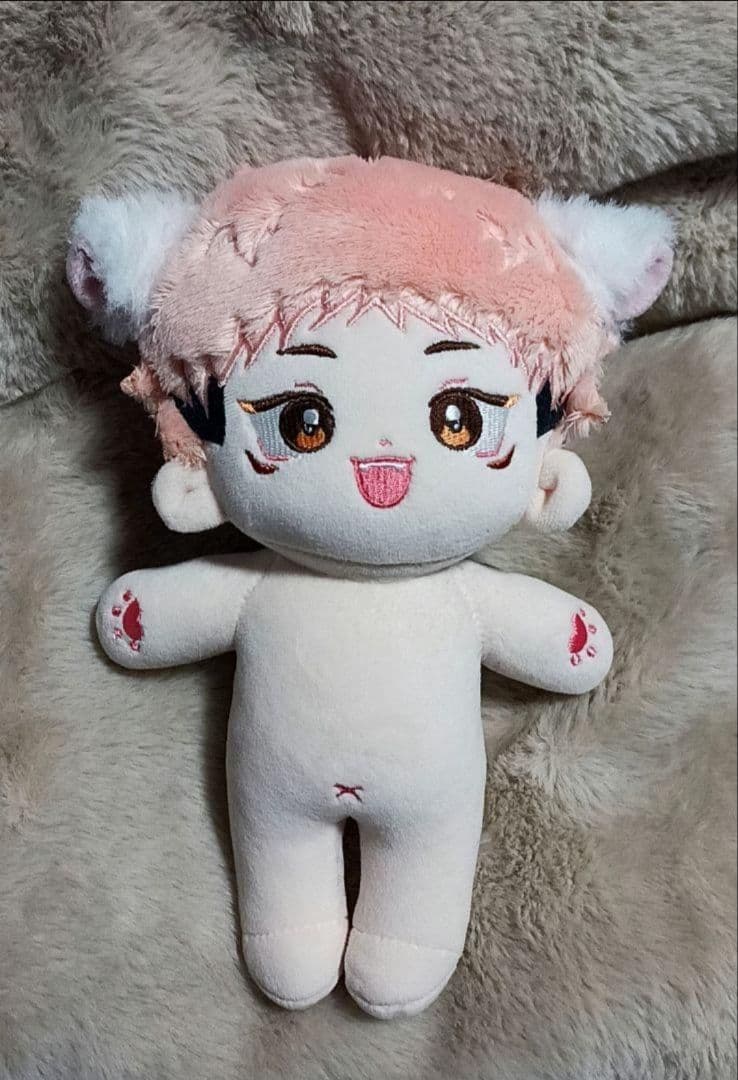 【匿名配送・しっぽ付】呪術廻戦　虎杖悠仁　着せ替えぬいぐるみ　20cm