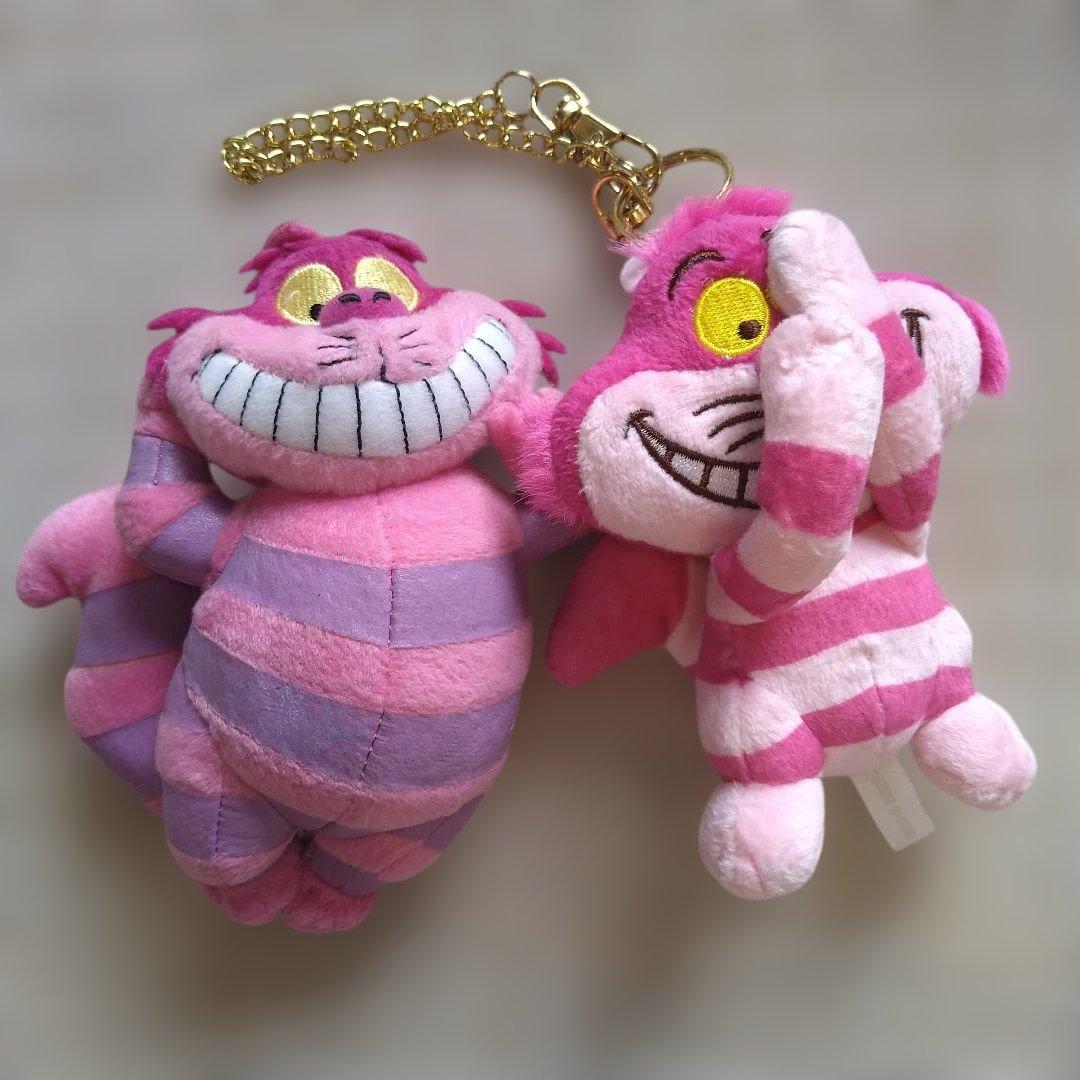 ディズニー不思議の国のアリス チシャ猫ぬいぐるみバッジキーチェーンセット