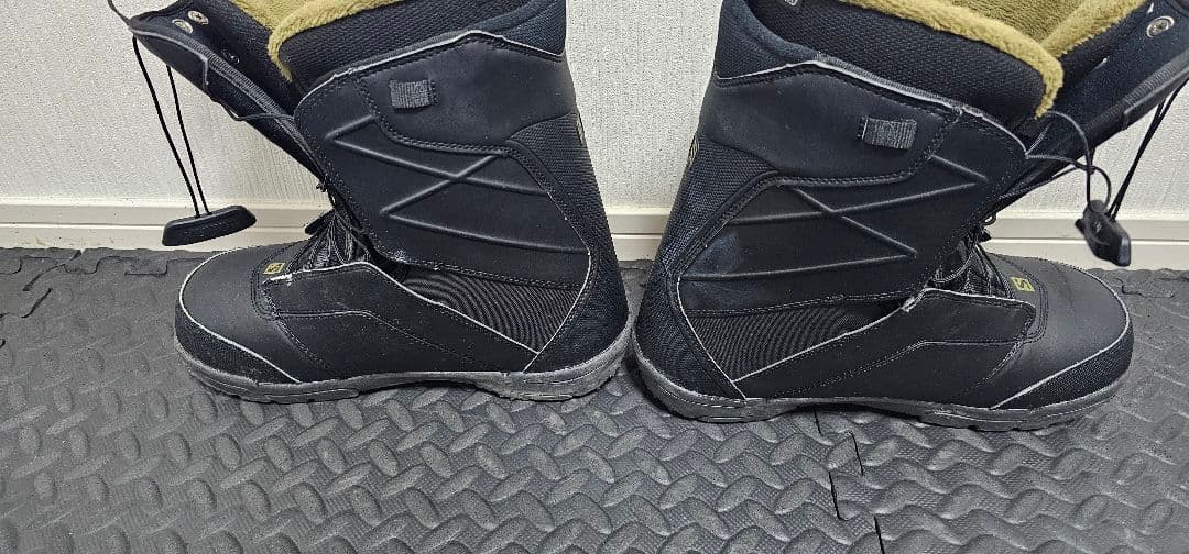 【美品】サロモン SALOMON FACTION スノーボードブーツ 27.5