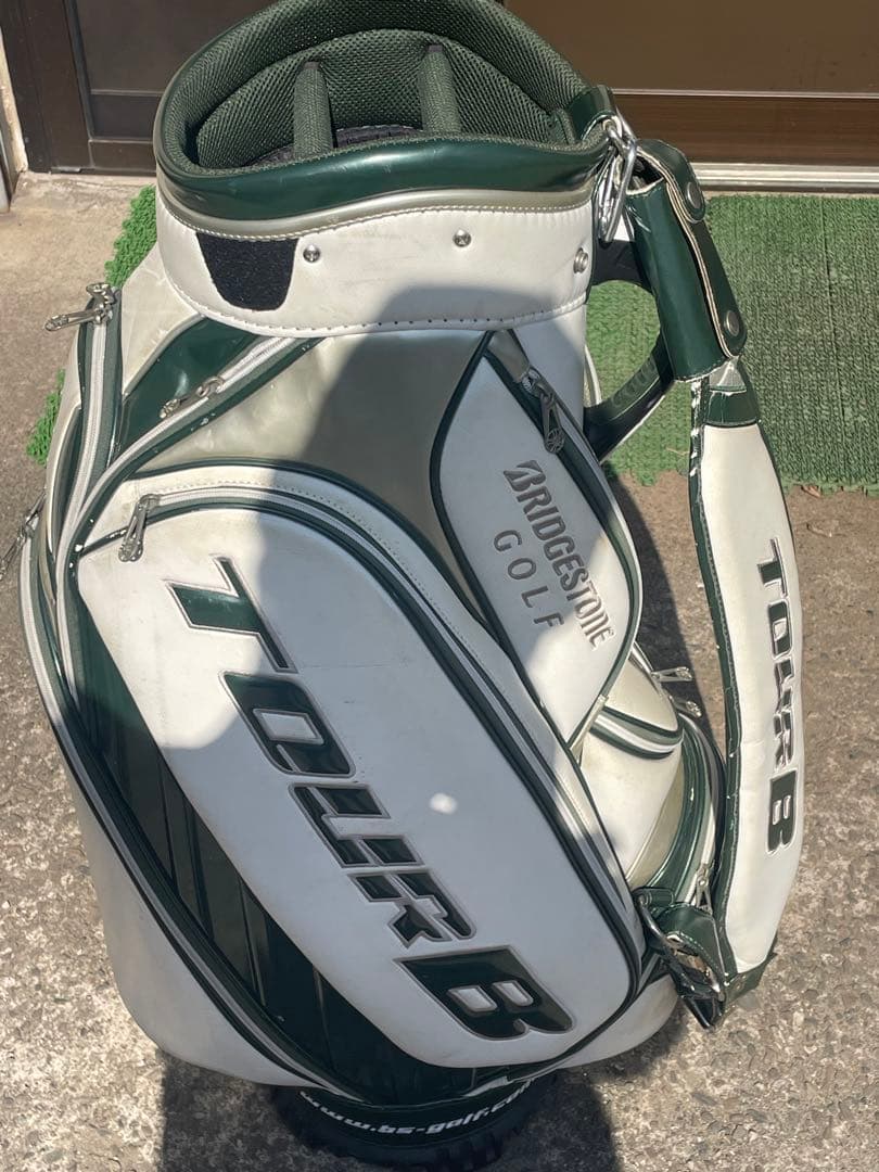 ブリヂストン　ツアーB マスターズモデル（限定品）ヘッドカバーあり