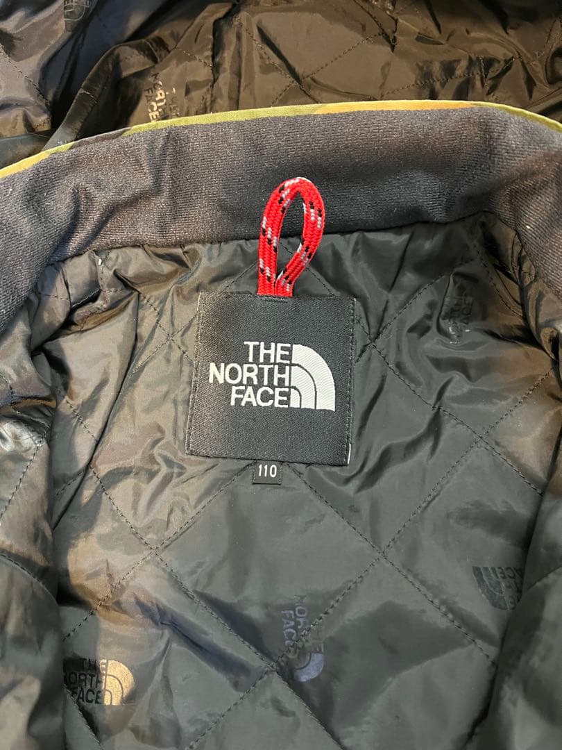 ノースフェイス　子ども用 迷彩 スキーウェア