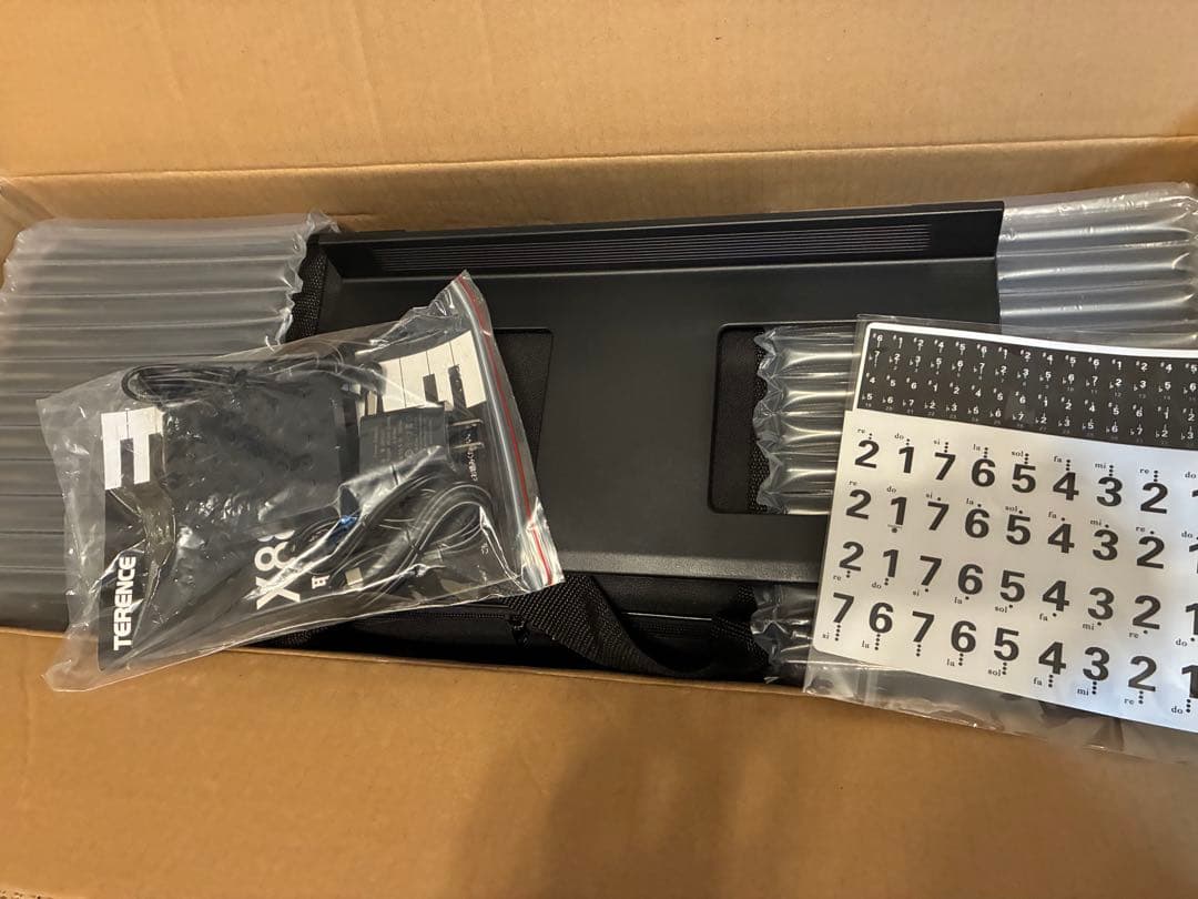 ⭐️新品⭐️TERENCE 電子ピアノ 88鍵盤 折り畳み式 10Wデュアルスピーカ