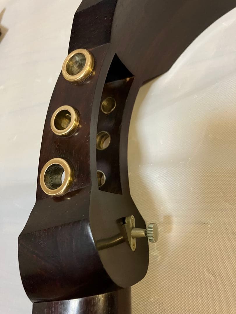 【高級希少】津軽三味線 紅木 トチ有 子持綾杉胴 三つ折棹 金細 二本溝 K18