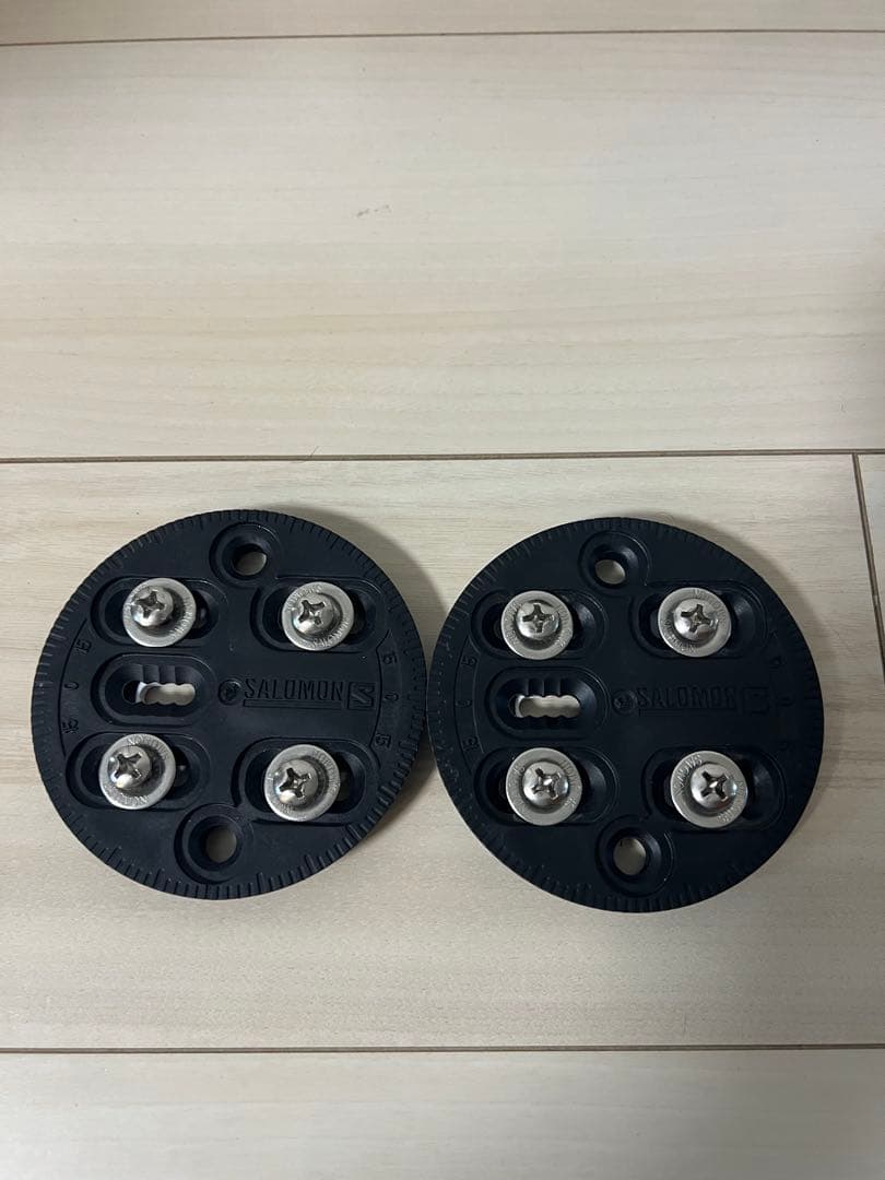 サロモン　ハイランダー　M