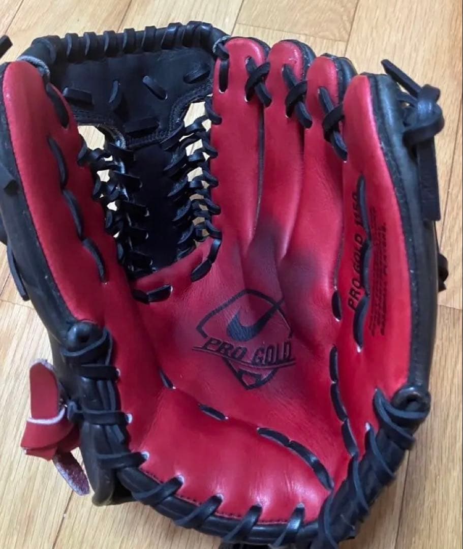 ナイキ　PRO GOLD 1150 硬式用　右投げ用