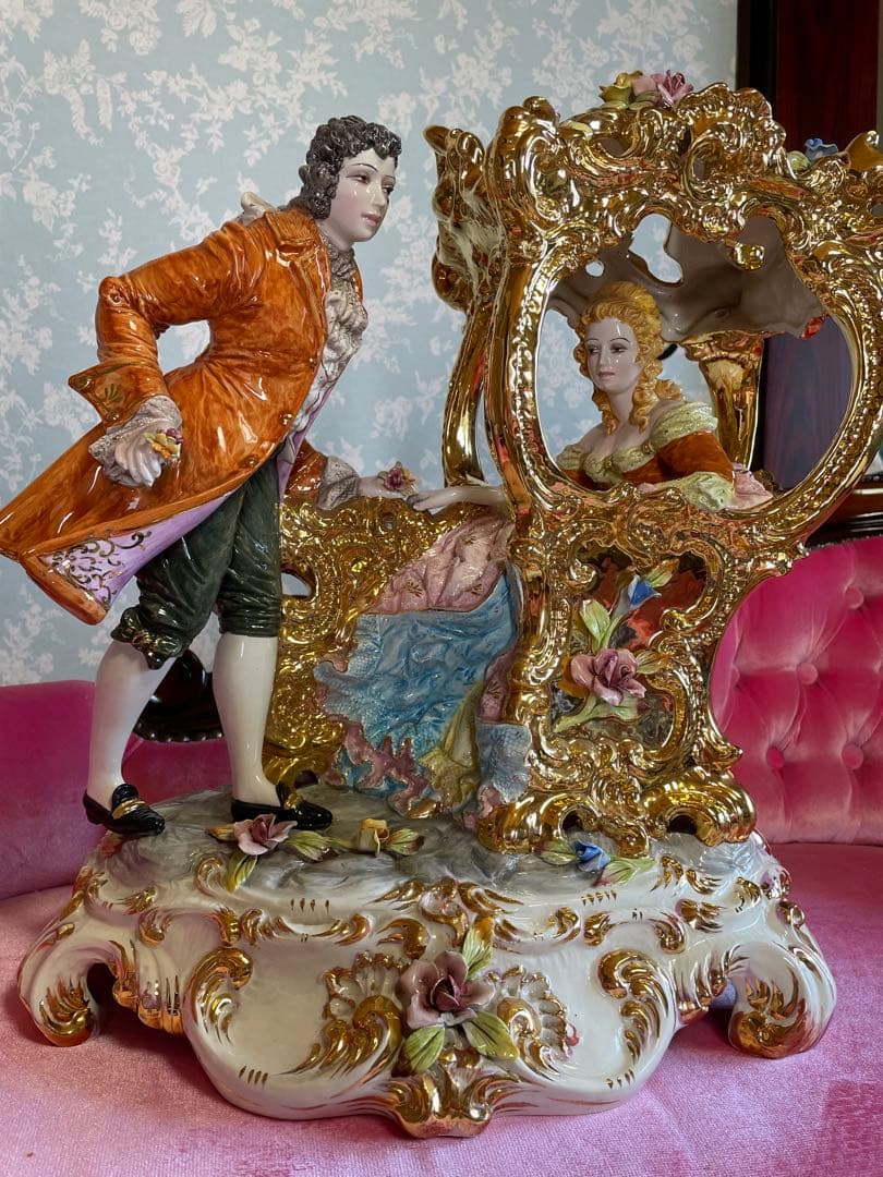 カポディモンテ？大型　ロココ バロック陶磁器 フィギュリン