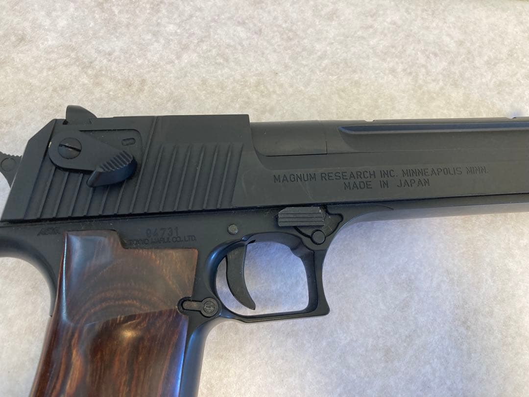 東京マルイ　ガスガン　デザートイーグル旧型　木製グリップ