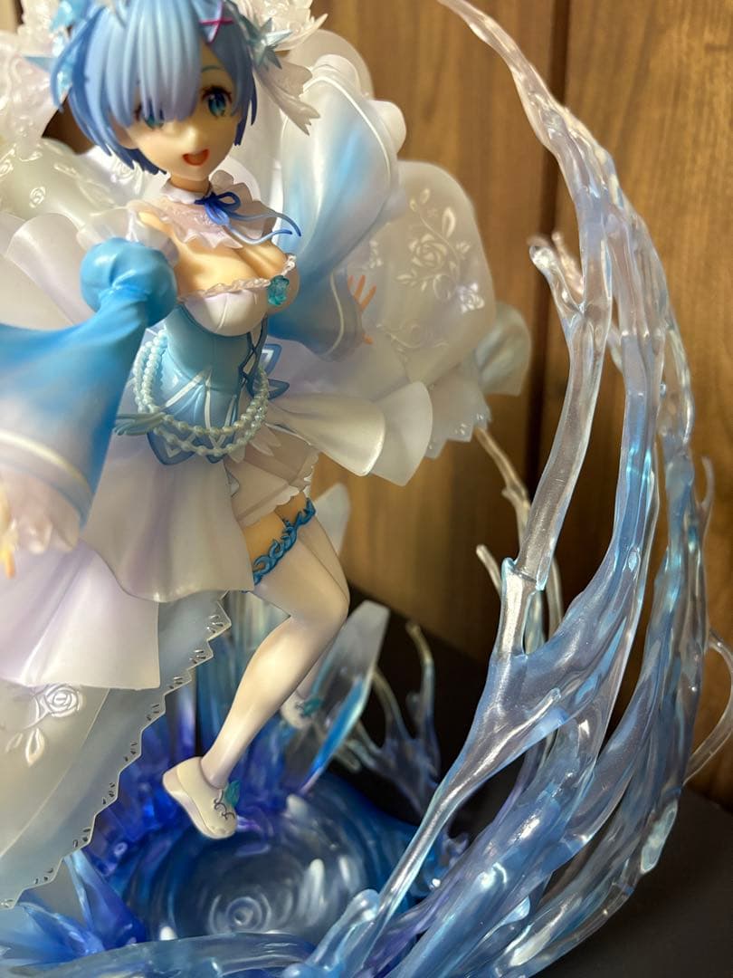 渋谷スクランブルフィギュア レム Crystal Dress Ver．
