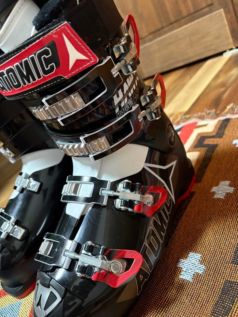 ATOMIC Hawx スキー用ブーツ