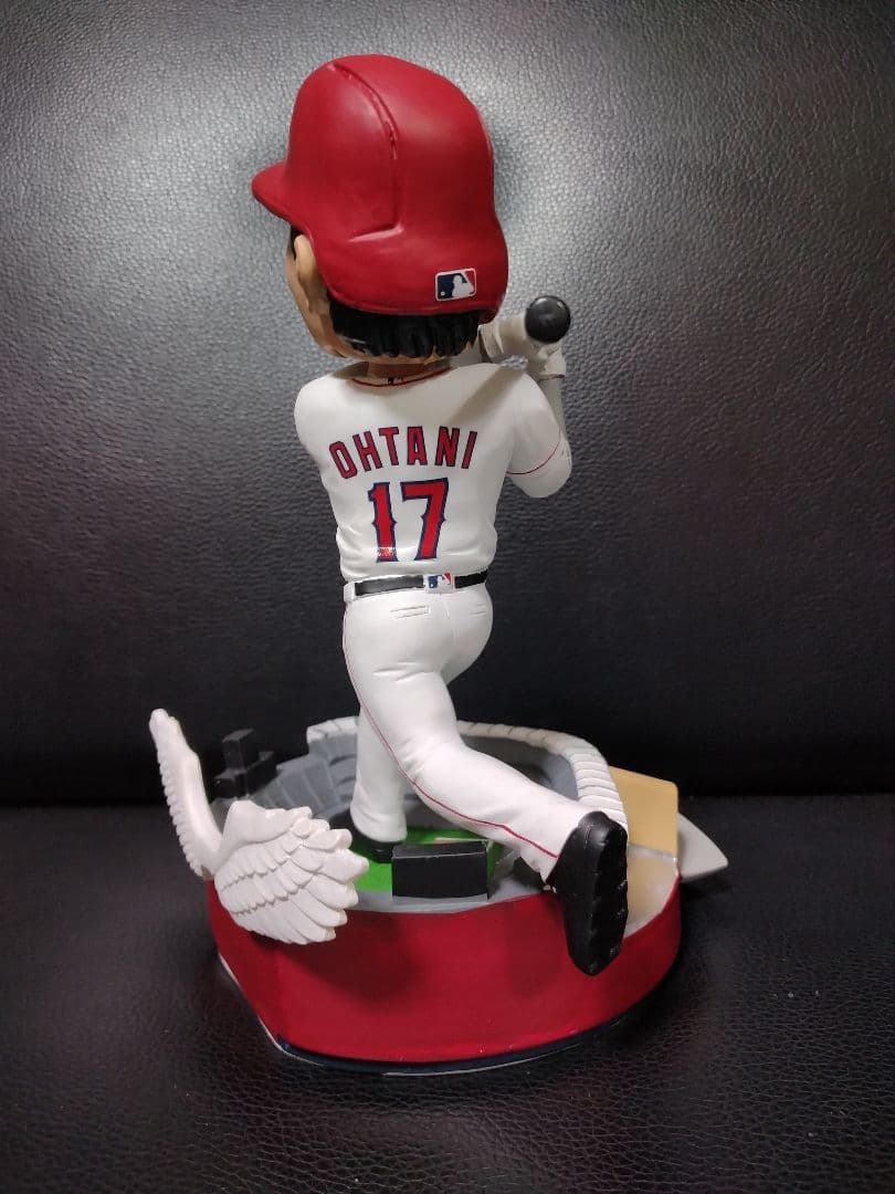 世界限定1000体　大谷翔平MLB公式 　ボブルヘッド(エンゼルス球場台座付）
