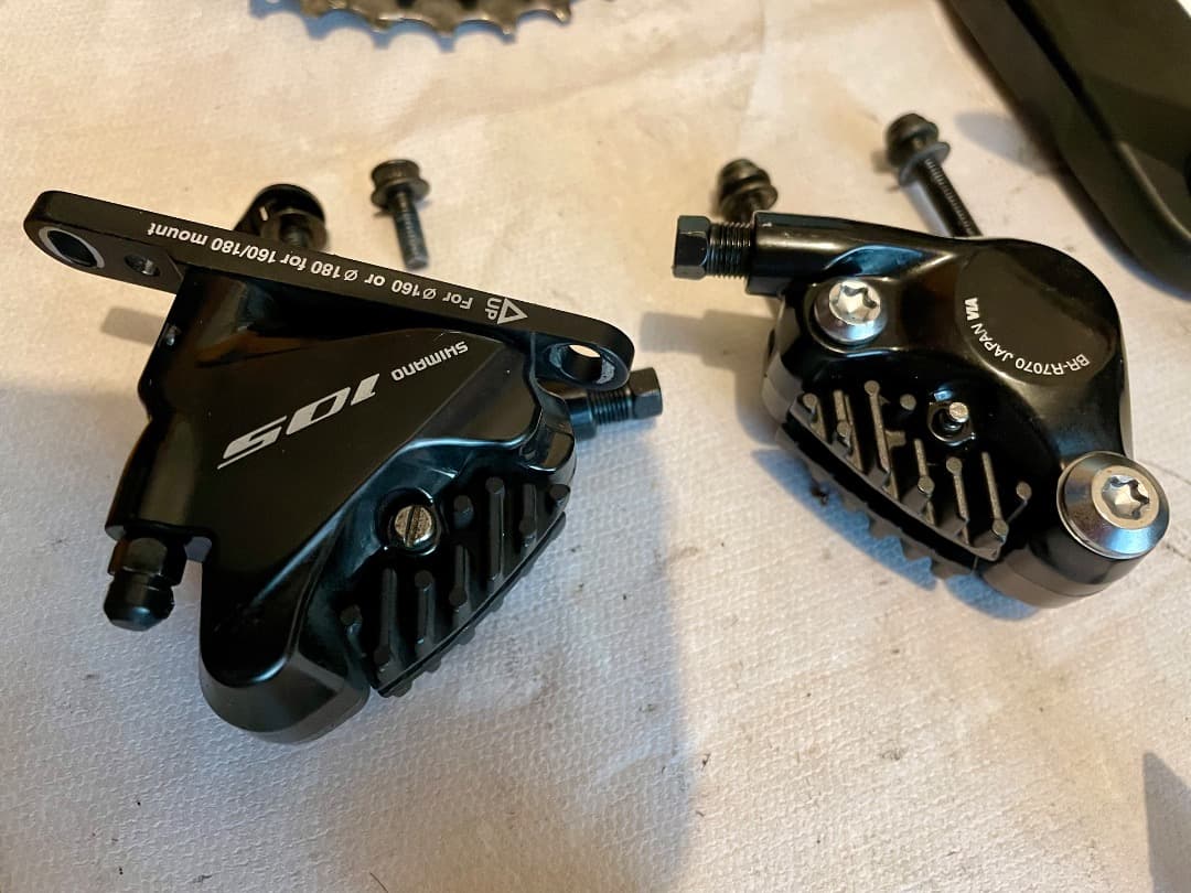オ*ム様 SHIMANO 105 R7000セット 11S　ペダル付　走行100