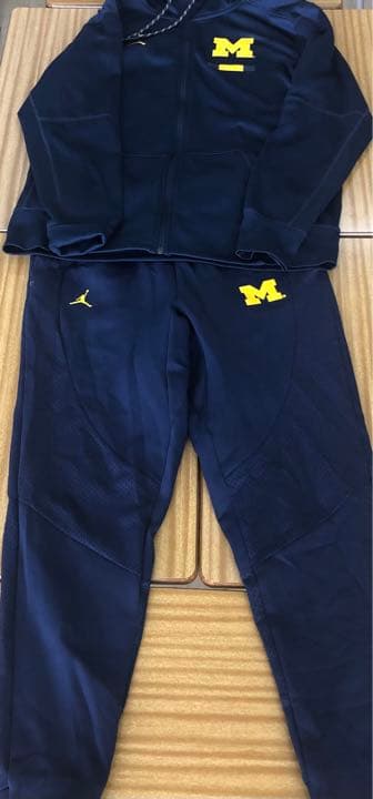 バスケ　アメリカ　ミシガン大学　公式セットアップ