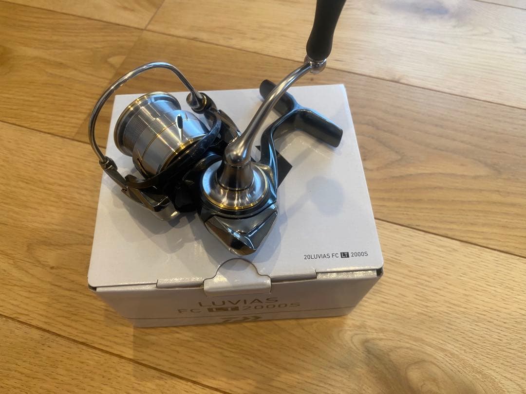 ぷらさん専用　ダイワ　20ルビアスFC LT 2000S