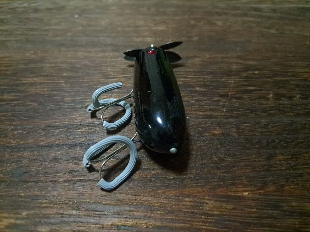 トップウォータージャンキー　ミルヘッドターキー　ブラック　レッドアイ