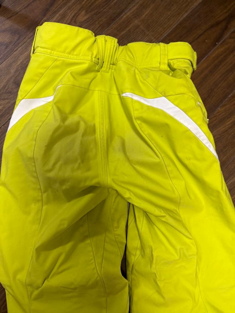 スキーウェア（ミズノ上着、デサントズボン）