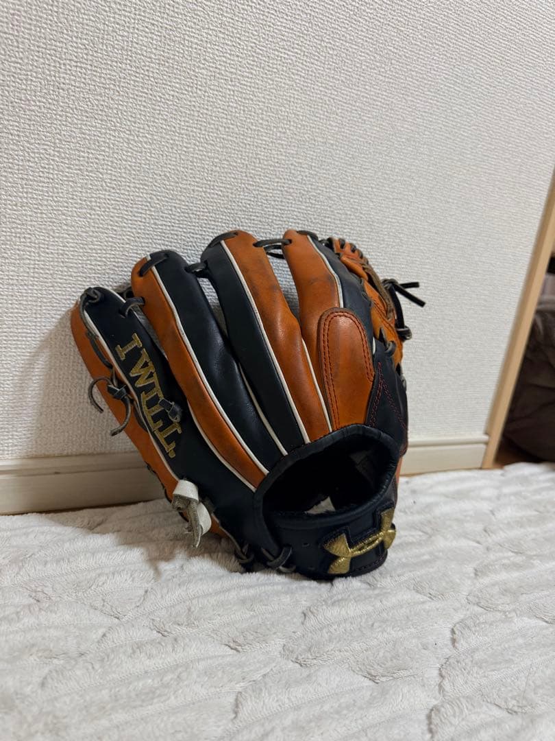 Under Armour アンダーアーマー　軟式内野手用