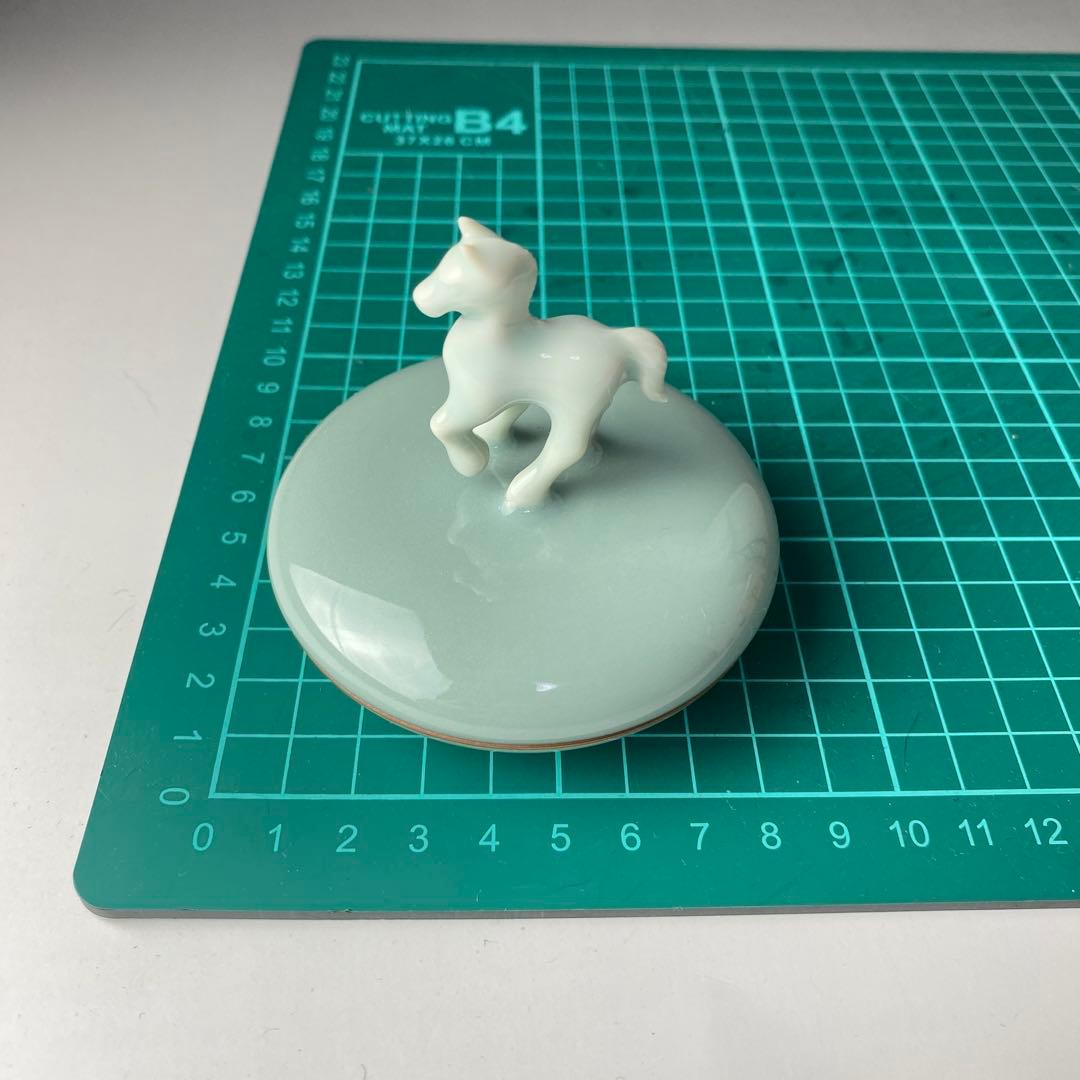 三代 諏訪蘇山 干支「午」 青瓷香合 青磁 茶道具