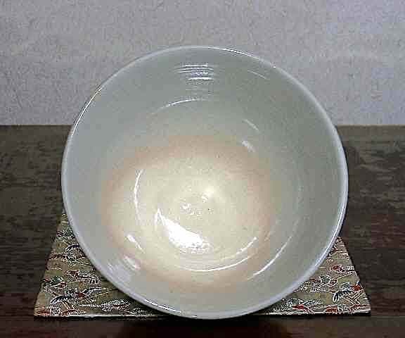 鹿背山焼　七十四代 松林豊斎 作　茶碗　共箱　無傷。