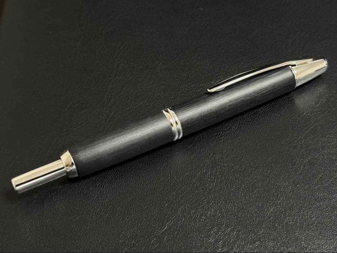 パイロット 万年筆 キャップレス 木軸 ブラック EF(極細字)