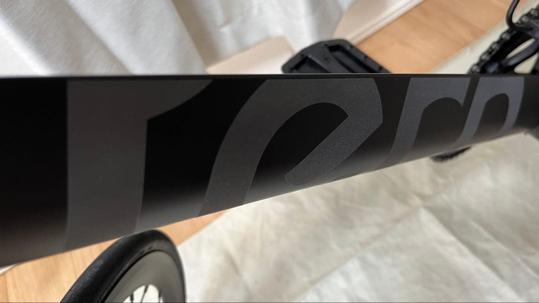 tern (ターン) SURGE UNO (サージュウノ)