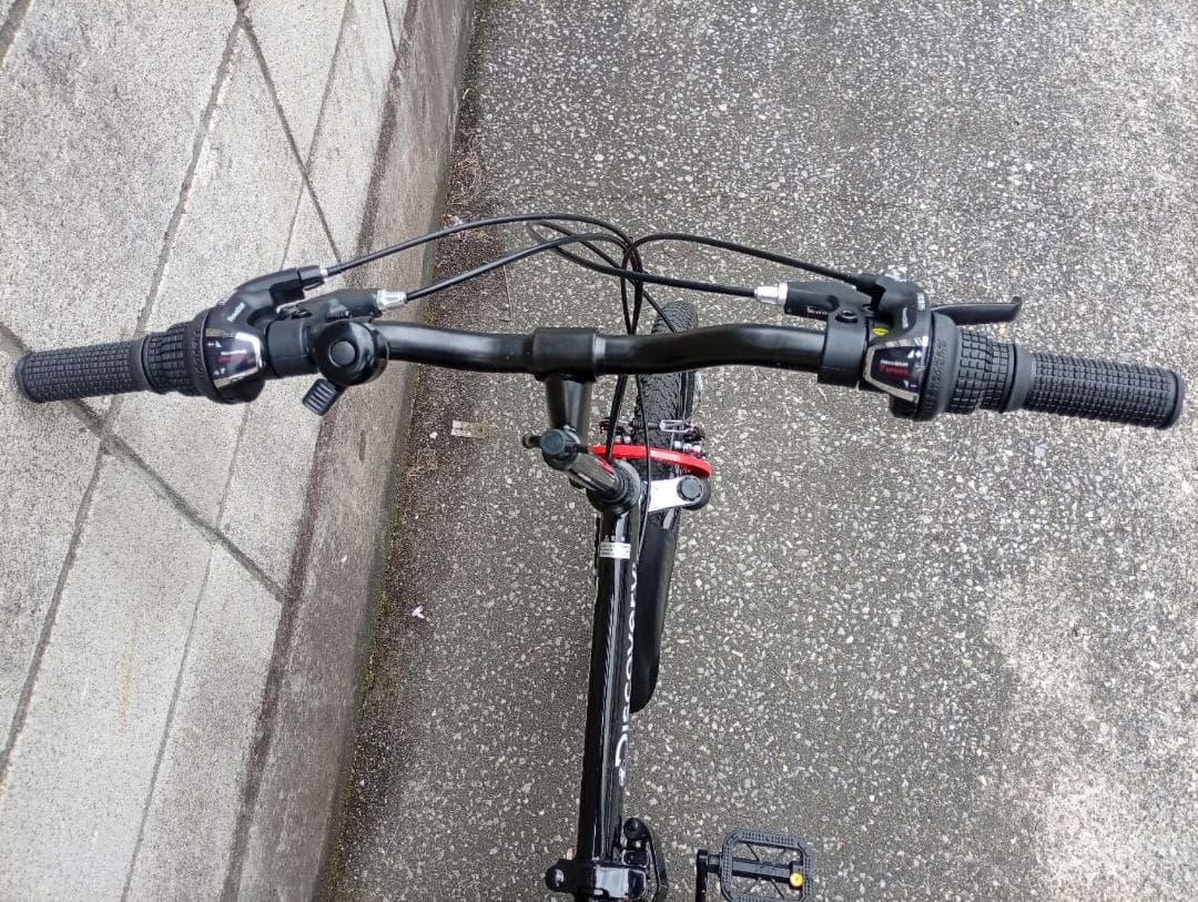 Discovery 折りたたみ自転車 20インチ black/red