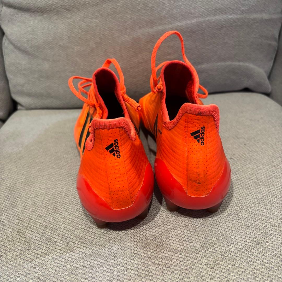 adidas サッカースパイク