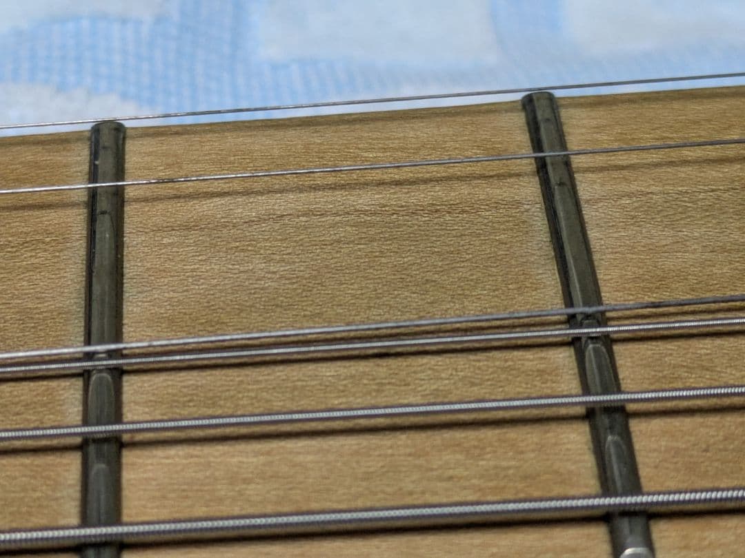 Sterling by Music Man S.U.B　エレキギター