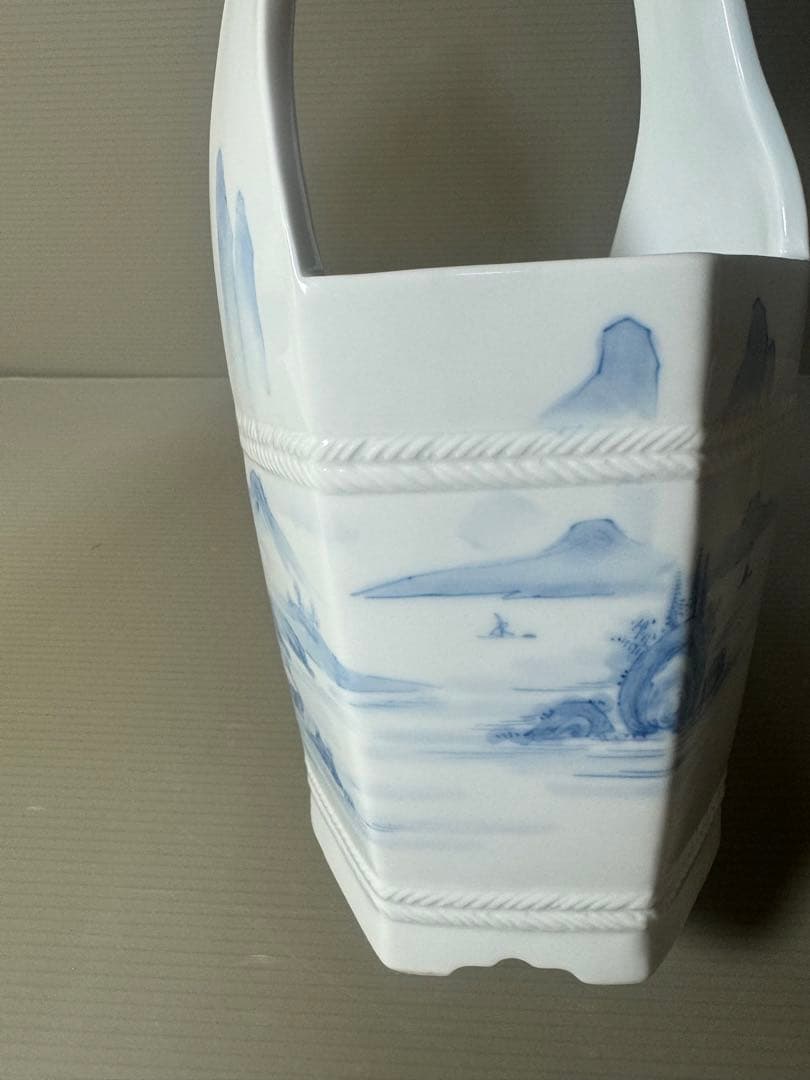 2567 平戸　弥治右衛門　染付山水　手桶　花器　未使用