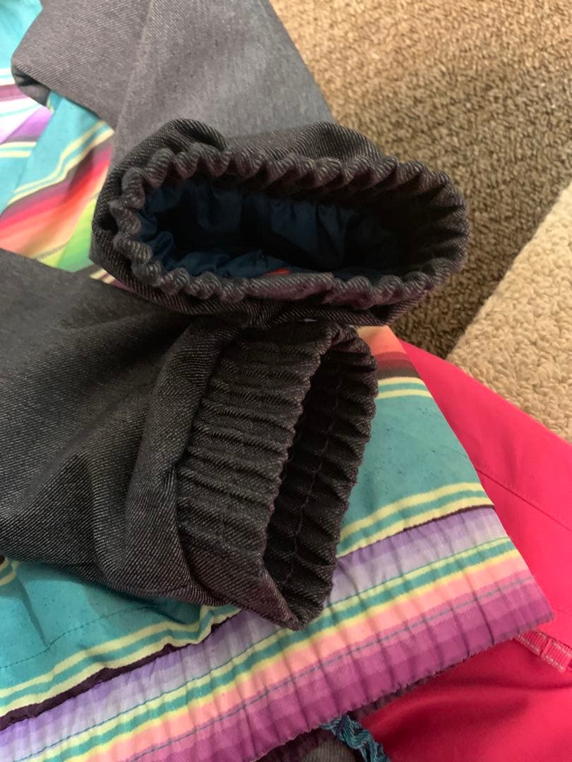 子ども用スキーウェアセット（オリーブ、マルチカラー、ピンク）