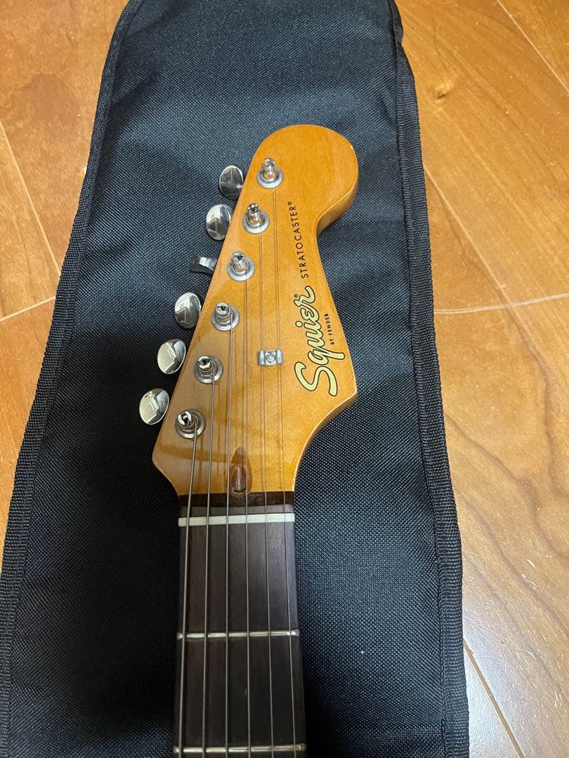 ギター FSR Squire Classic Vibe 60s Stratocaster