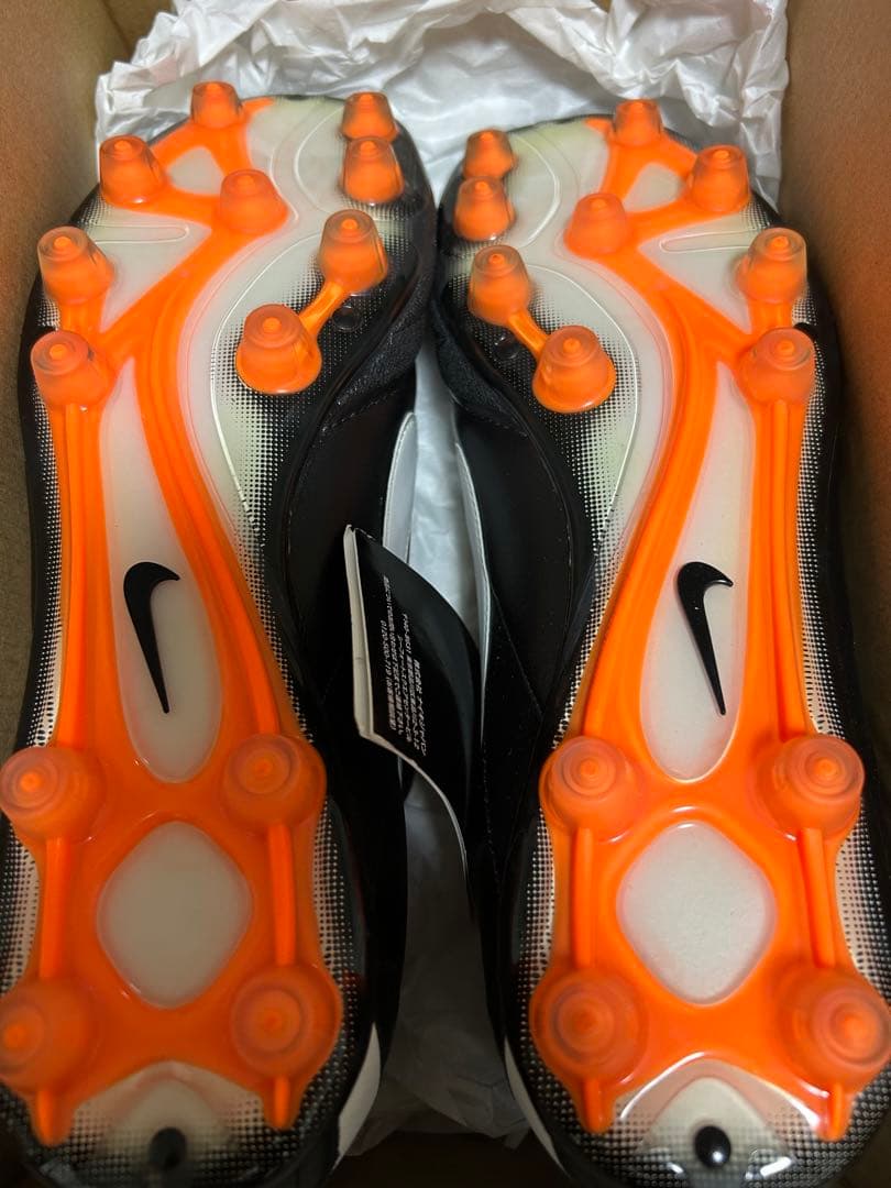 ナイキ サッカースパイク ティエンポ レジェンド4 HG-E 27cm