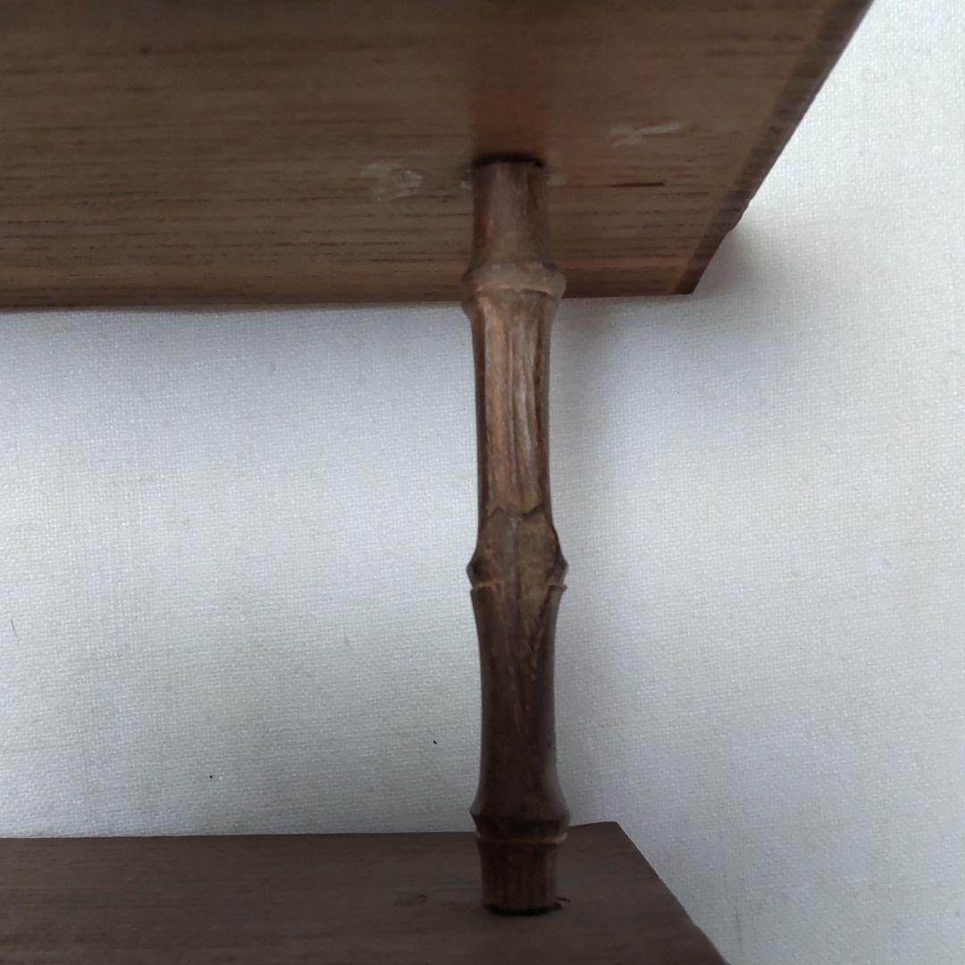 桐製、金具銀製、枕スタンド。