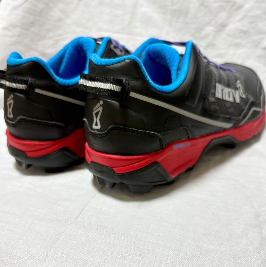 ♦︎美品♦︎デサント　イノヴェイト　トレイルランニングシューズ　スパイクピン26.5