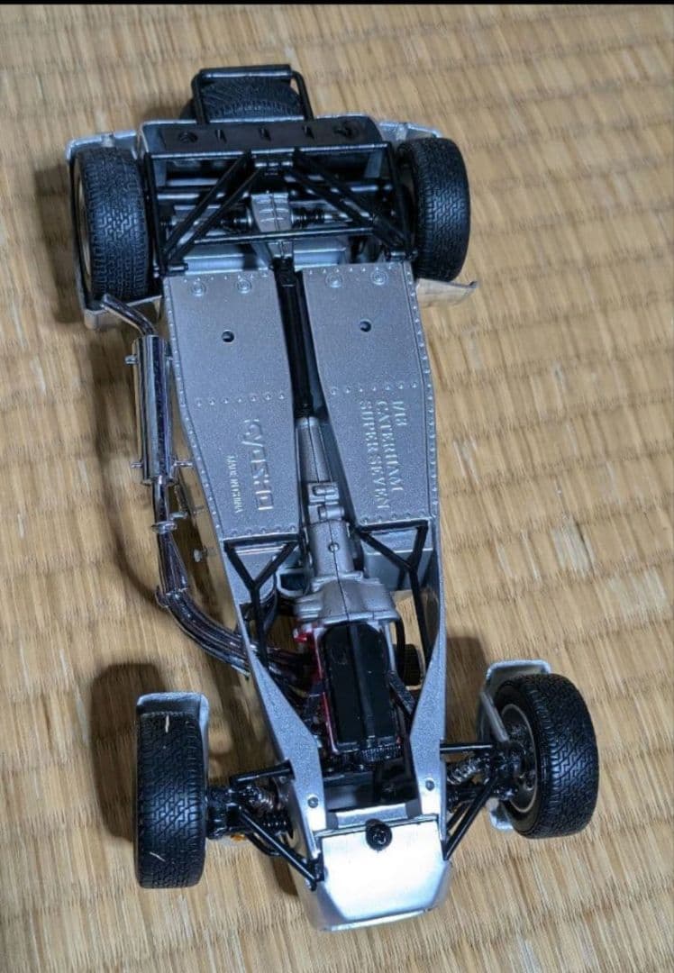 ケータハム セブン ミニカー シルバー