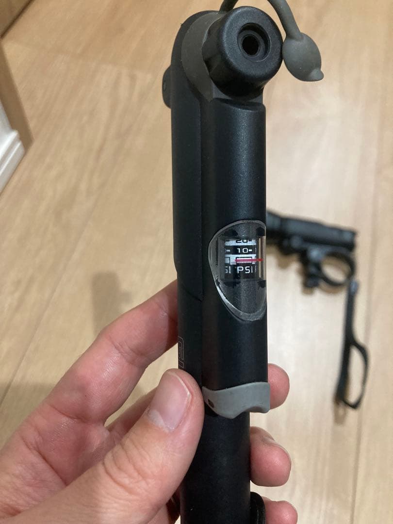 軽量　ロードバイク　SHIMANOティアグラ9速　オミノATTACK