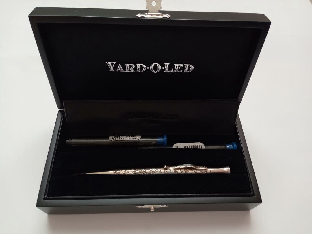 ヤード・オ・レッド　パーフェクタ　ビクトリアン　ペンシル