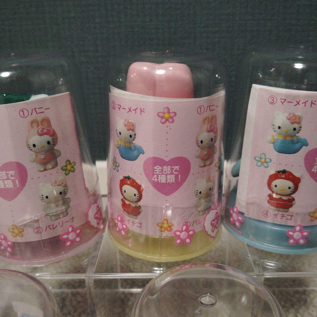 キティ　ドールコレクション　陶器　バニー　イチゴ　バレリーナ　ミニマグラムネ