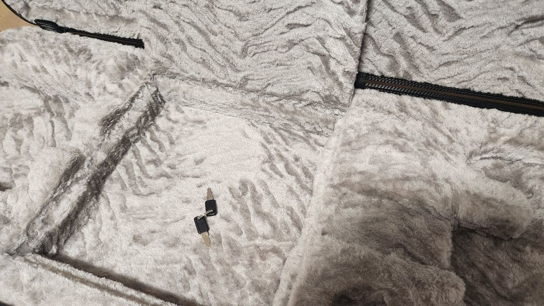 FENDER DELUXE MOLDED CASE エレキベース ケース