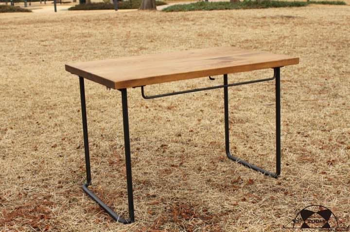 折りたたみウッドソロキャンプテーブル「あと１点で終了」
