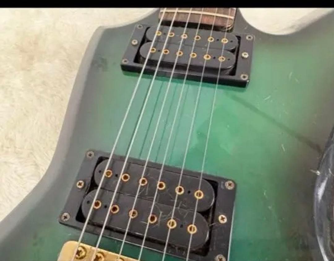 Aria Pro II ZZ DELUXE エクスプローラーギター