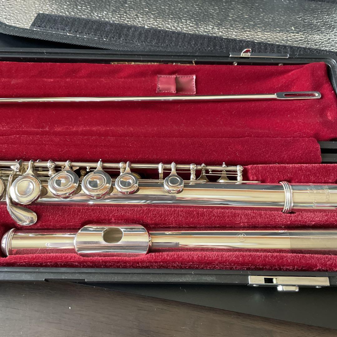 YAMAHA YFL-211S フルート Eメカ付き　箱あり